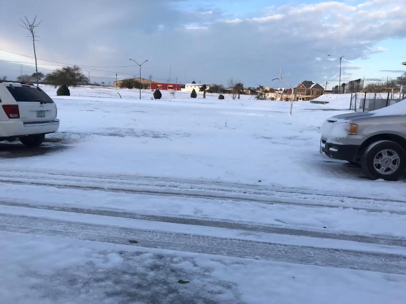 Tormenta invernal caus&oacute; apagones y el cierre de puentes internacionales en Eagle Pass (VIDEO)