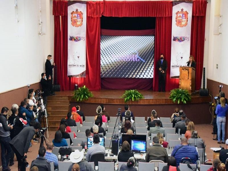 Celebra Parras de la Fuente su 423 aniversario