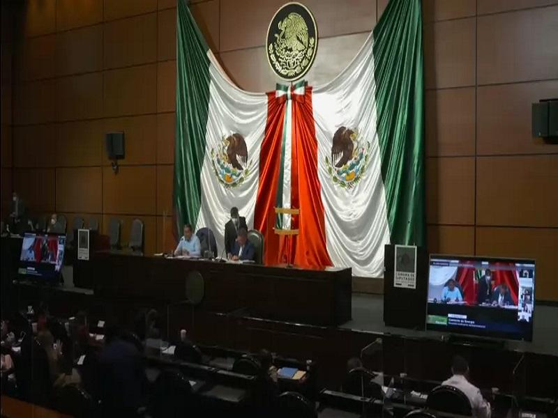 Diputados avalan en comisi&oacute;n reforma el&eacute;ctrica de AMLO