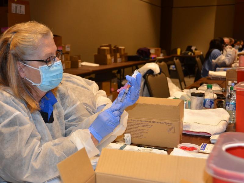 Aplicar&aacute;n este s&aacute;bado segundas dosis de la vacuna antiCovid en Eagle Pass