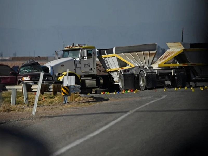 Murieron 10 mexicanos en brutal choque en California: SRE