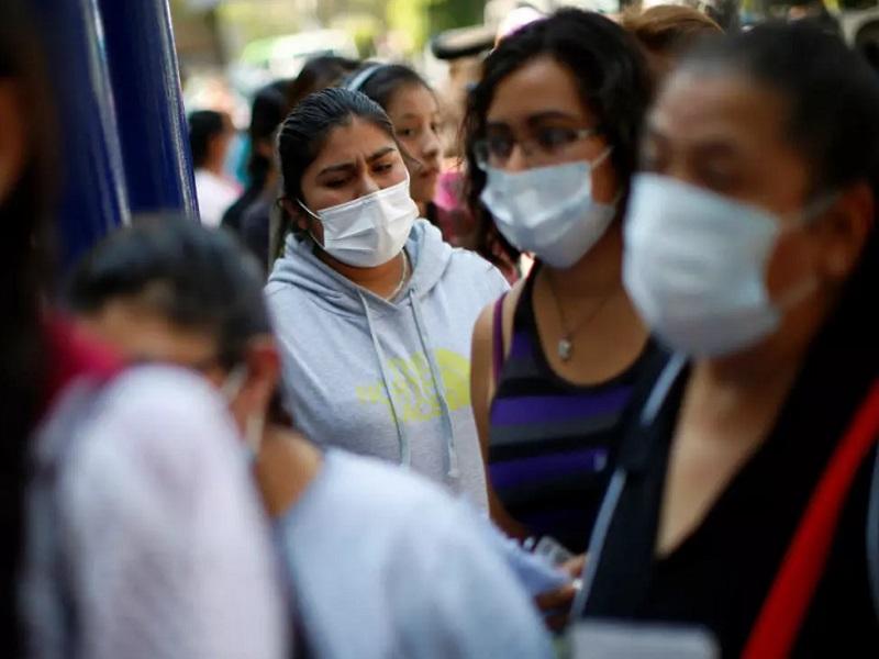 México está en riesgo de una tercera ola de contagios por covid-19: SSA
