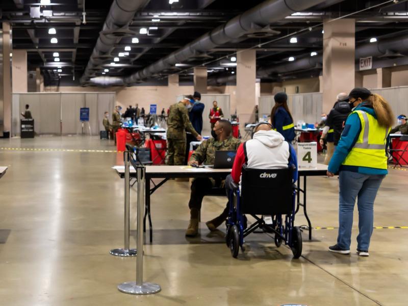 Este s&aacute;bado aplicar&aacute;n segundas dosis contra el COVID-19 en Eagle Pass