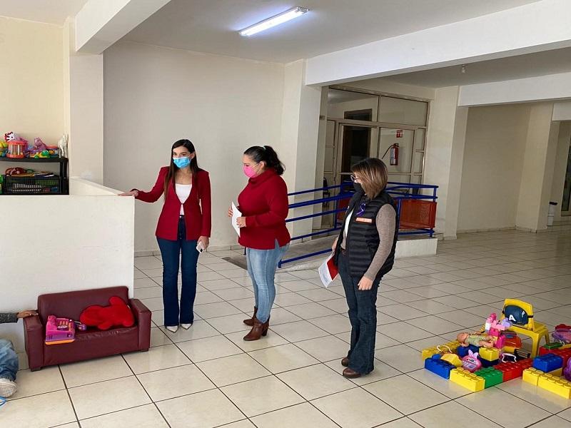 Entrega PRONNIF Coahuila licencia de funcionamiento a casa hogar de Monclova