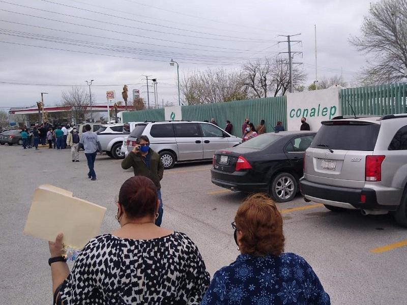 Aglomeraci&oacute;n en el CONALEP fue por llegada de adultos mayores sin cita para la vacuna antiCovid: Servidora de la naci&oacute;n