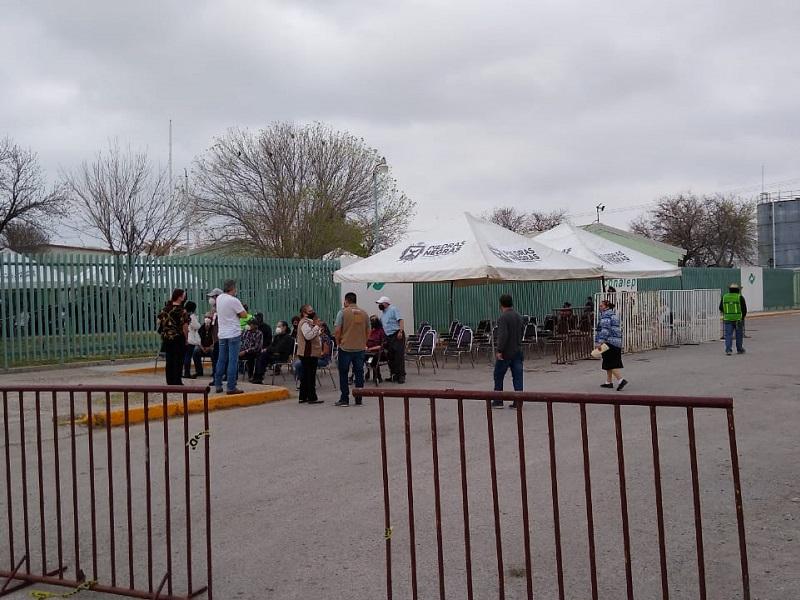 Realizan adecuaciones en m&oacute;dulo de vacunaci&oacute;n antiCovid en el CONALEP para mejorar atenci&oacute;n a adultos mayores