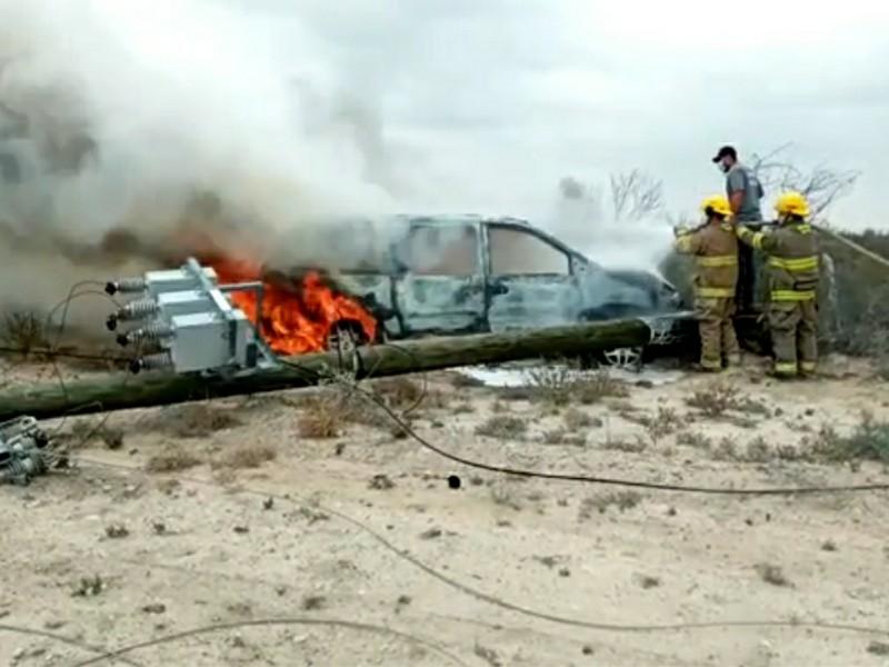 Identifican a menor que muri&oacute; calcinado en fatal accidente en Villa Uni&oacute;n, fue raptado por el conductor del veh&iacute;culo