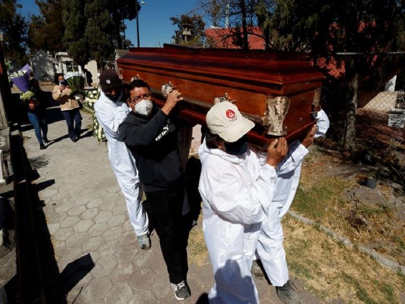 Han muerto por coronavirus 195 mil 908 personas en México