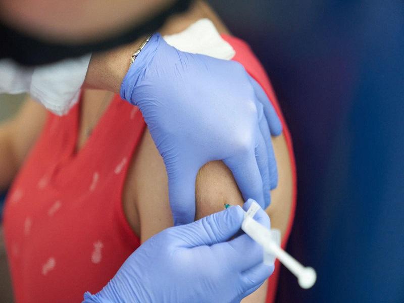 Suman 5.6 millones de dosis antiCovid aplicadas en M&eacute;xico, se han perdido casi 3 mil 500: Salud