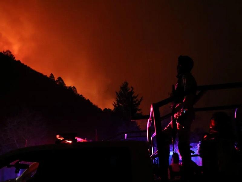 Todo por una carnita asada, Fiscalía identifica a regios que habrían causado incendio en la sierra de Arteaga