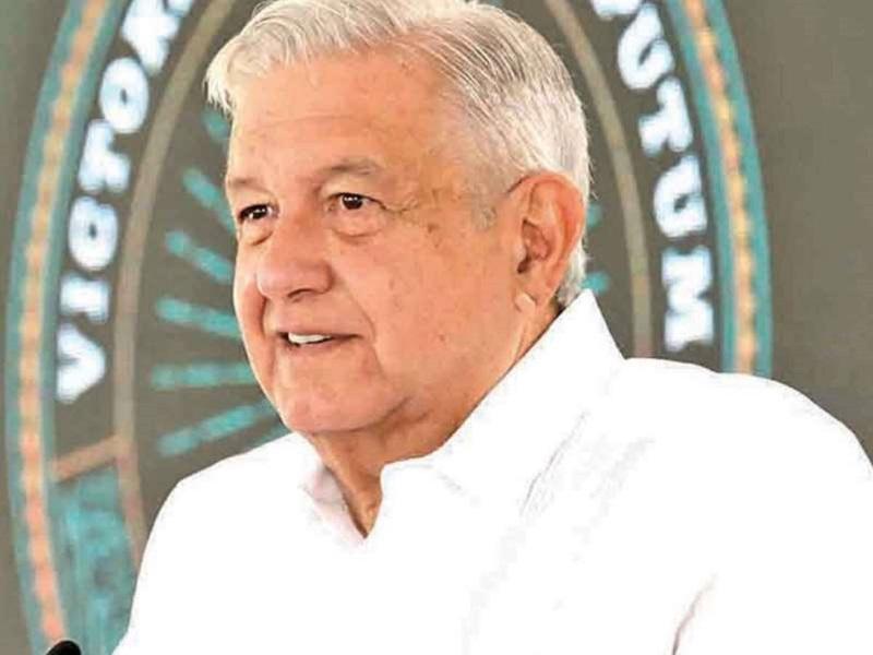 Presidente acusa complot contra mayor&iacute;a de Morena
