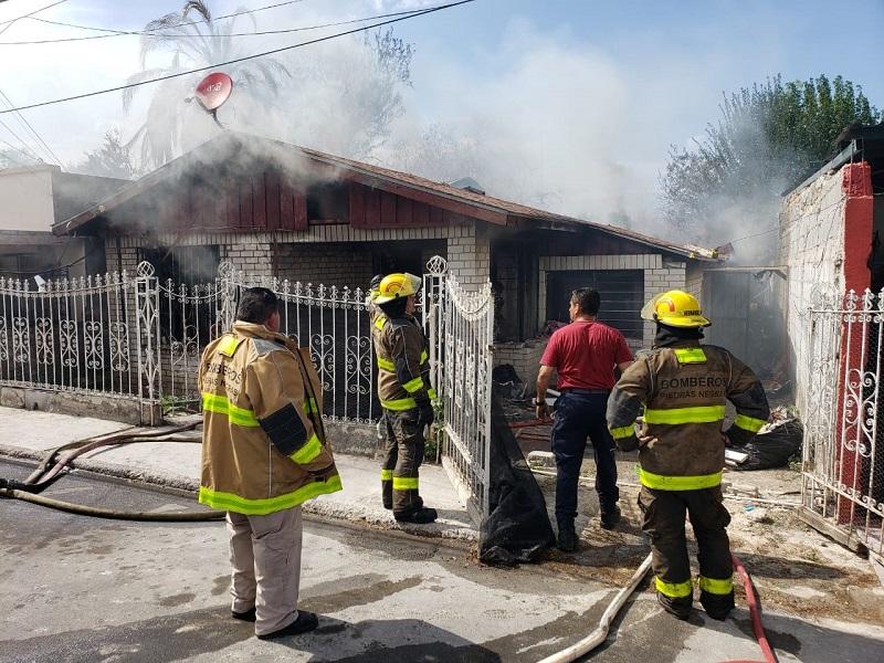 Daños totales dejó voraz incendio en un domicilio en la colonia Buena Vista Norte