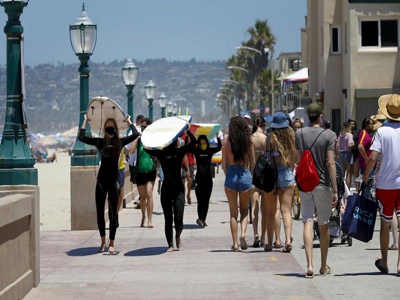 Alerta EUA por inminente cuarta ola de COVID-19, supera los 30 millones de contagios