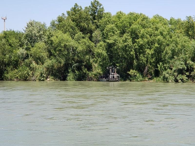 Localizan a hombre ahogado y desnudo en el río Bravo (VIDEO)