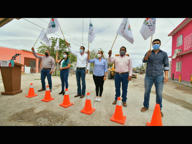 Inicia pavimentación en calle Yucatán de la colonia Del Valle en Nava 