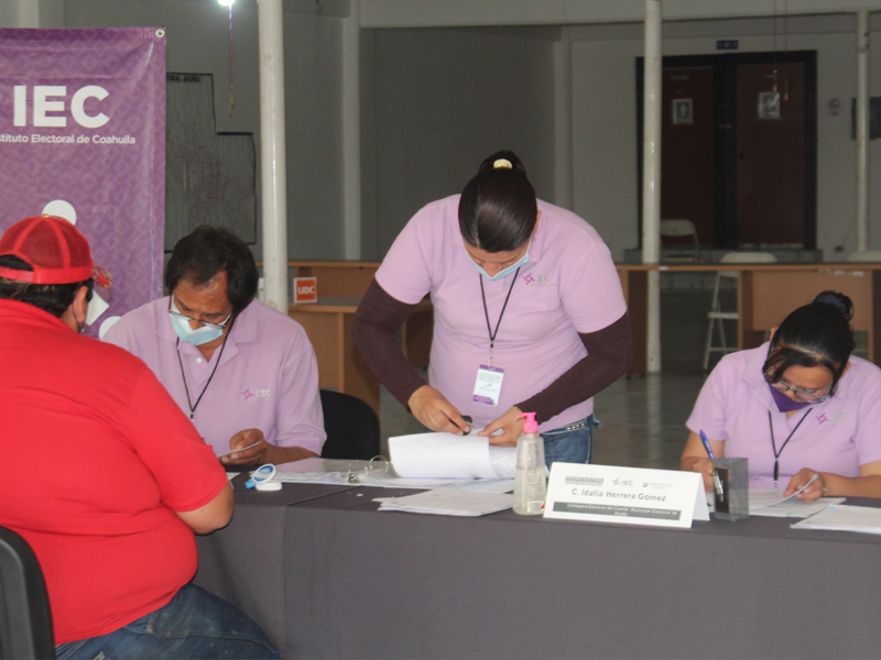 Van 10 por la alcald&iacute;a de Ciudad Acu&ntilde;a, cerr&oacute; registro ante el IEC