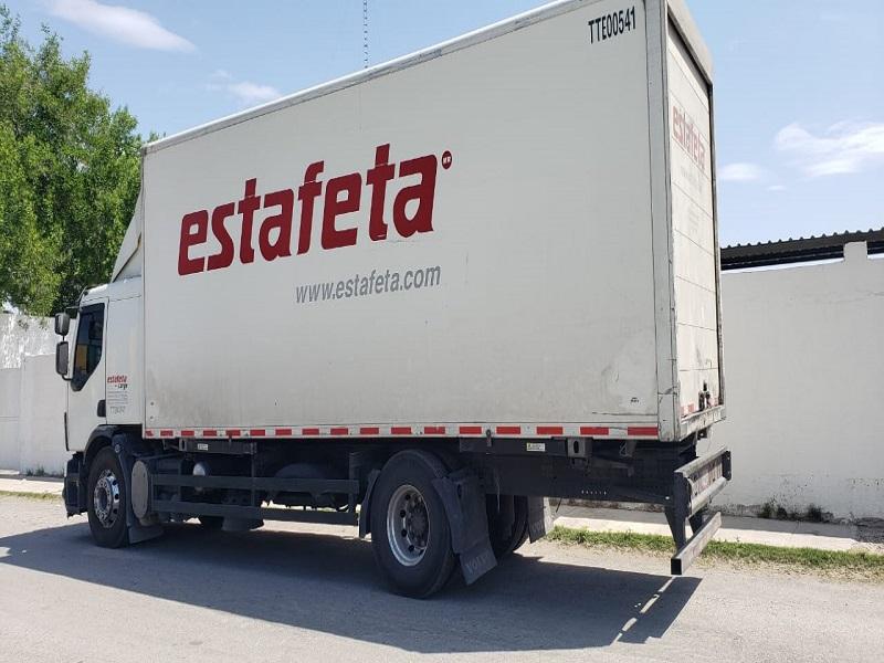 Aseguran 5 kilos de mariguana en cami&oacute;n de paqueter&iacute;a en Allende