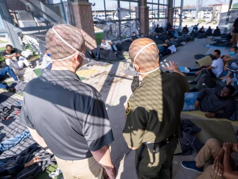 Estar&aacute;n en Eagle Pass el congresista Tony Gonz&aacute;lez y otros funcionarios federales para atender crisis migratoria