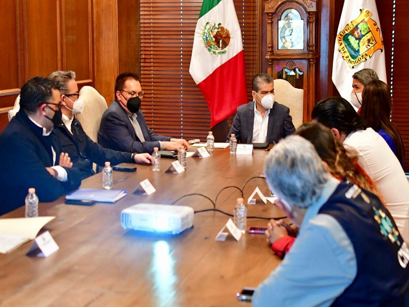 Gobernador encabeza presentación de resultados sobre exhumación masiva en Torreón
