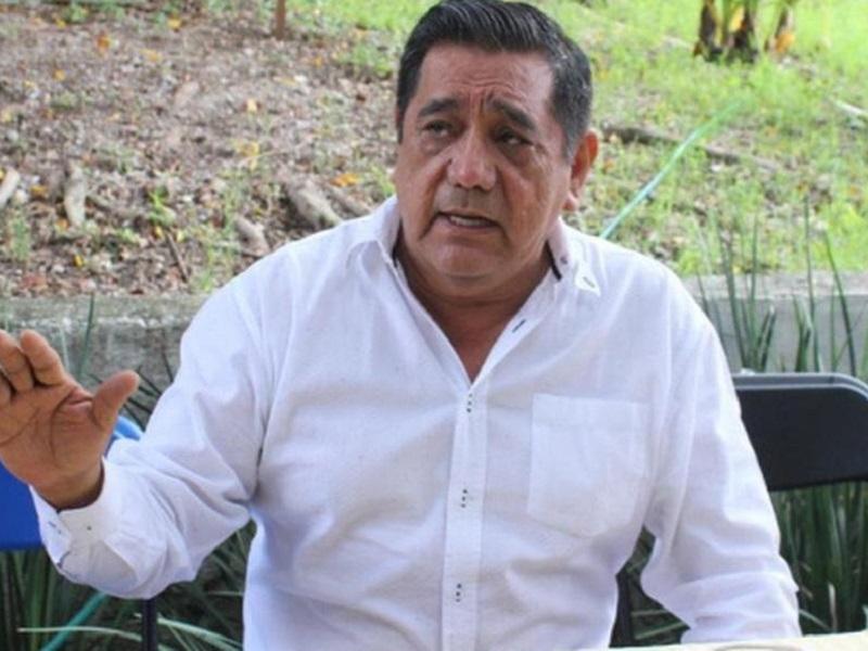 No habr&aacute; elecciones en Guerrero si no me devuelven candidatura, amaga Salgado Macedonio