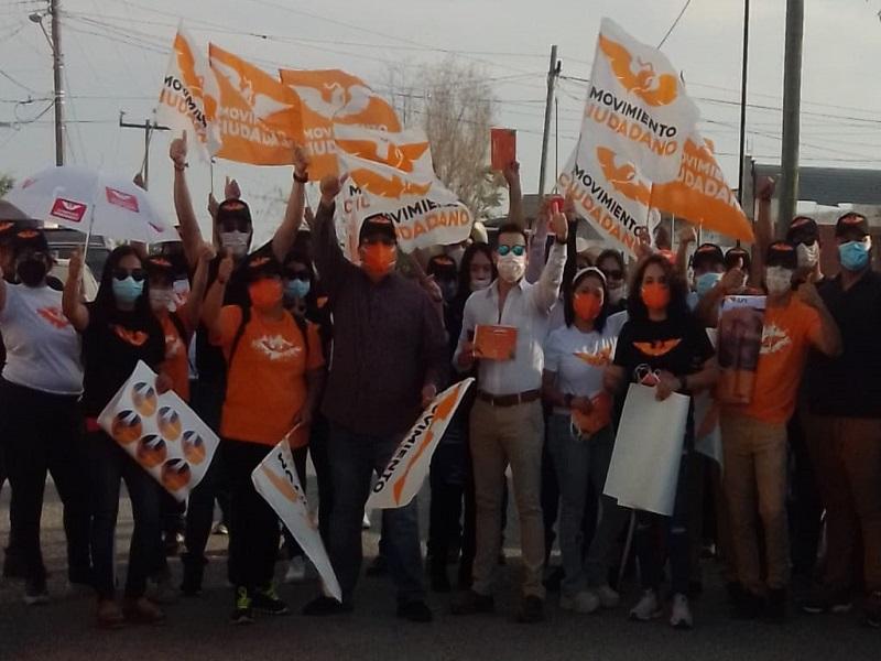 Recorri&oacute; varios municipios la candidata a la diputaci&oacute;n federal del distrito 01 por MC, Vanessa Alem&aacute;n