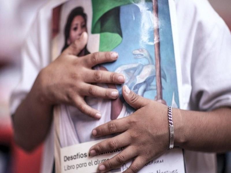 Humanismo y amor al pr&oacute;jimo ser&aacute; el tronco com&uacute;n de libros de texto: AMLO