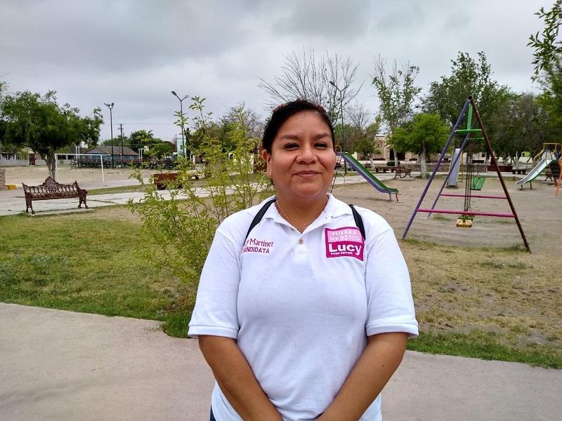 Inicia Lucy Mart&iacute;nez su campa&ntilde;a, compromete sanear el SIMAS y autorizar m&aacute;s ambulancias 