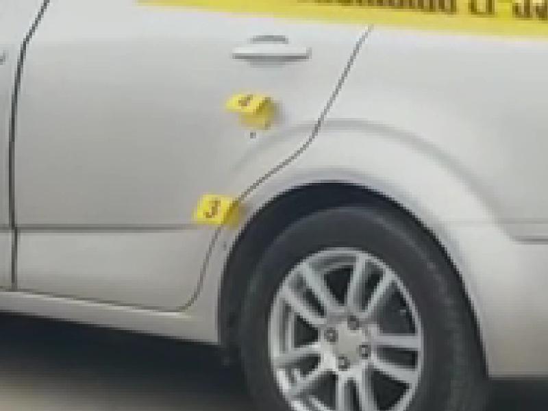 Localizan veh&iacute;culo baleado abandonado en carretera a Presa de La Amistad en Acu&ntilde;a