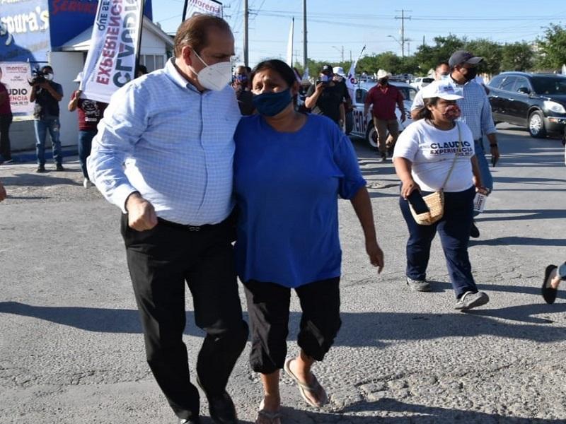 Espacios deportivos, plazas p&uacute;blicas y pavimentos, los 3 grandes ejes que propone Claudio Bres