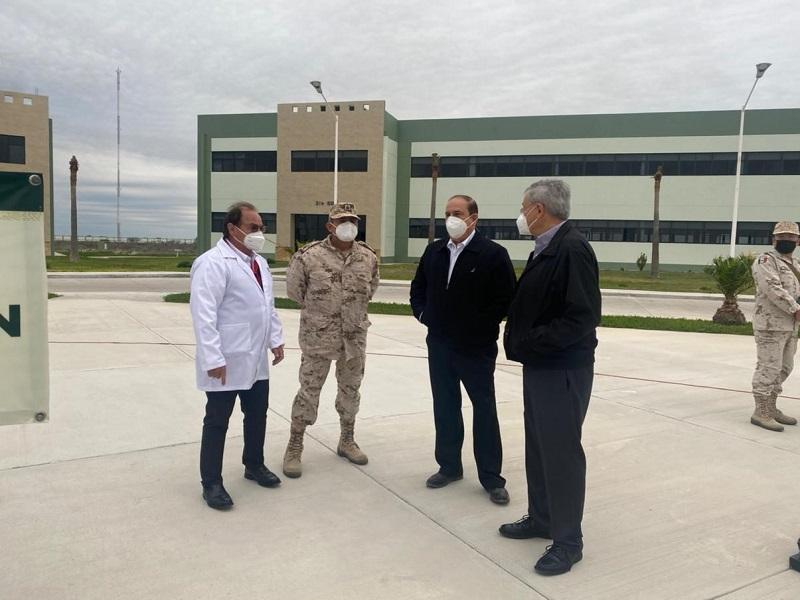 Visitan SS y SEDU los puntos de vacunaci&oacute;n para maestros en la entidad 