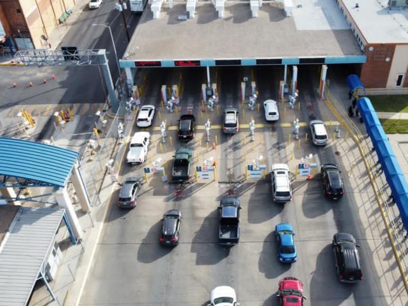 Recuerdan que restricciones de cruce en Puentes Internacionales siguen, s&oacute;lo pasan por motivos esenciales