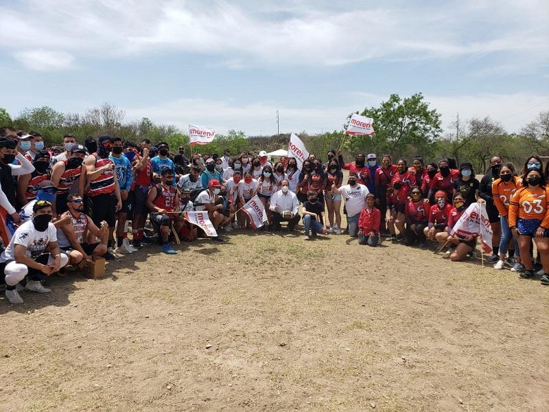 Ser&aacute;n iluminados todos los campos deportivos para pr&aacute;ctica del deporte: CBG, candidato de MORENA