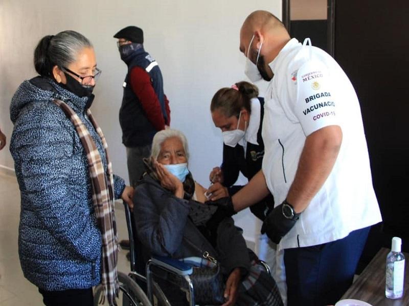 Mayores de 60 a&ntilde;os que no han recibido la primera dosis antiCovid ser&aacute;n contemplados junto a los de 50 a 59 a&ntilde;os (video)