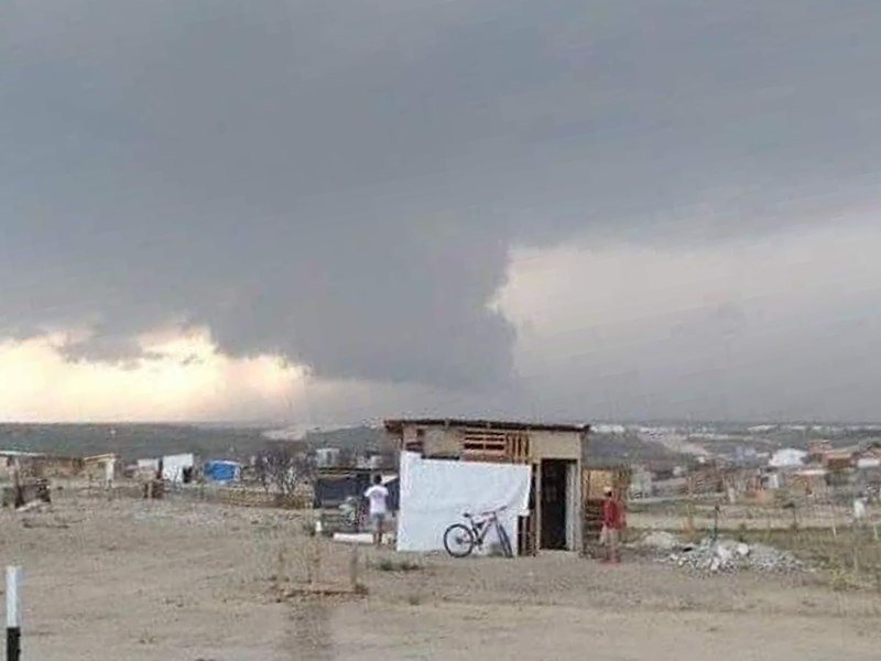 Deja frente frío granizo de 5 centímetros, múltiples vórtices de tornado y cuantiosos daños en Acuña (video)