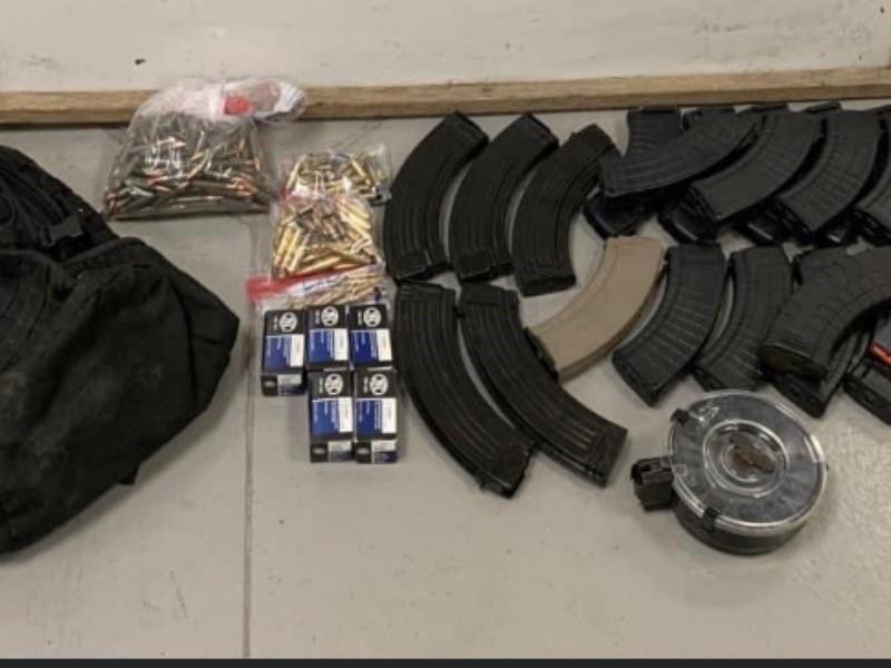 Cargadores de rifle y balas en una mochila fueron encontrados por la Patrulla Fronteriza cerca del r&iacute;o Bravo