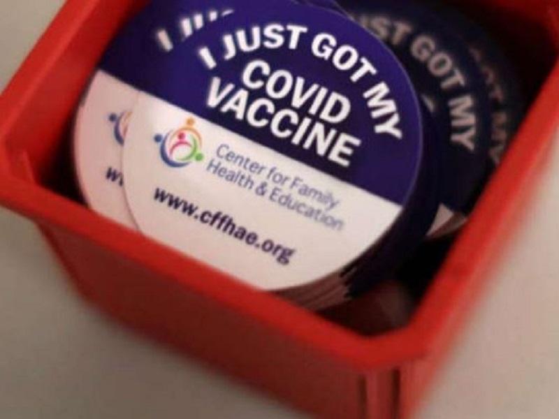 Sale más barato vacunarte en Estados Unidos que tener covid