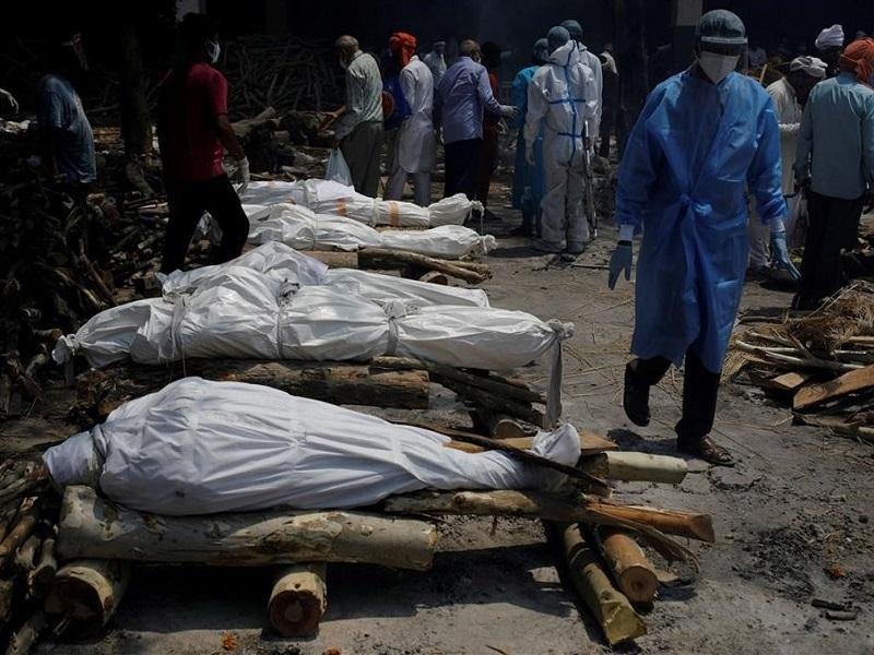 Descenso de casos de COVID-19 llegar&aacute; cuando pa&iacute;ses vacunen a la mitad de su poblaci&oacute;n: OMS