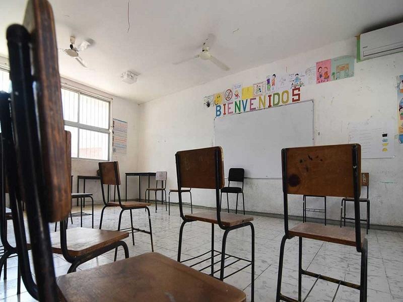 Cierra escuela de Campeche por maestra contagiada de COVID-19