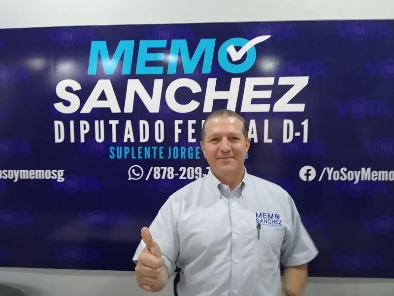 Ya basta de que est&eacute;n votando por colores o por partido, debe ser por los candidatos: Memo S&aacute;nchez