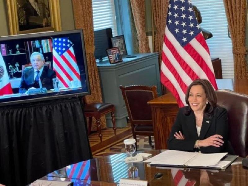 Hay que entendernos, no pelearnos, dice AMLO a Kamala Harris