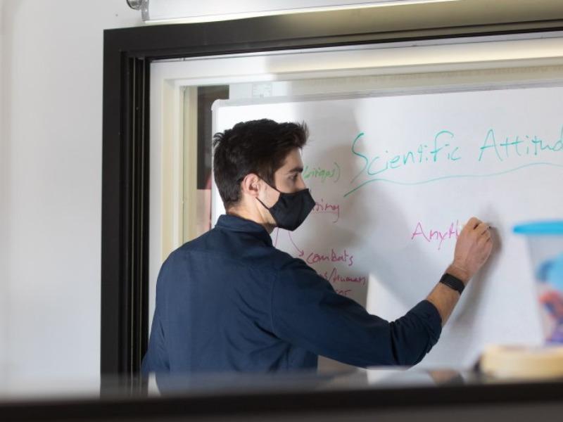 Reconoce Distrito Escolar de Eagle Pass a profesores por su trabajo durante la pandemia