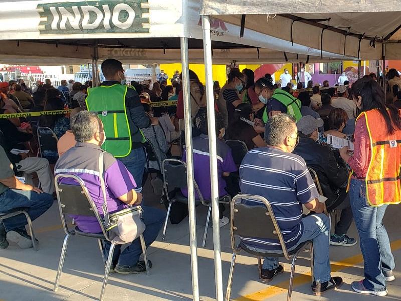 Concluye tercera jornada de vacunaci&oacute;n antiCovid a adultos de 50 a 59 a&ntilde;os en Piedras Negras, reanudan el martes