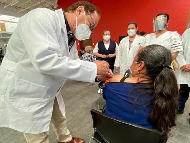 Avanza vacunaci&oacute;n contra el COVID-19 a mayores de 60 y de 50 a 59 a&ntilde;os en Coahuila