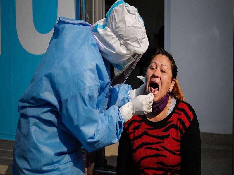 M&eacute;xico suma 220 mil 380 muertes por coronavirus