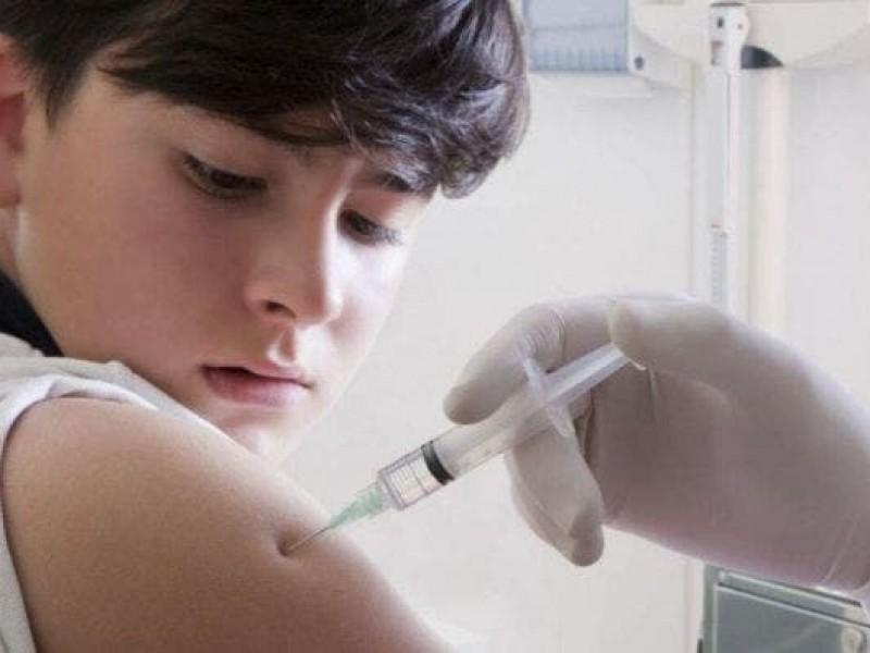 Detectan problemas card&iacute;acos en adolescentes y j&oacute;venes vacunados en EU con Pfizer