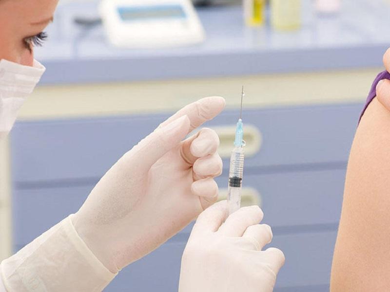 Confirman que ser&aacute; en junio vacunaci&oacute;n para personas de 40 a 49 a&ntilde;os; tambi&eacute;n las segundas dosis a mayores de 50