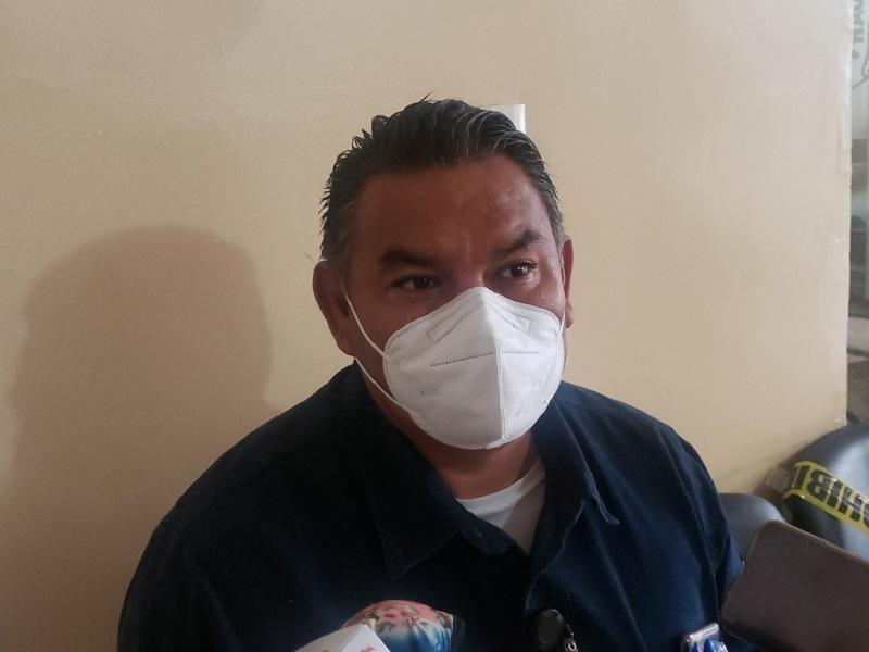 Vectores atiende los viernes problema de garrapatas en viviendas de Piedras Negras