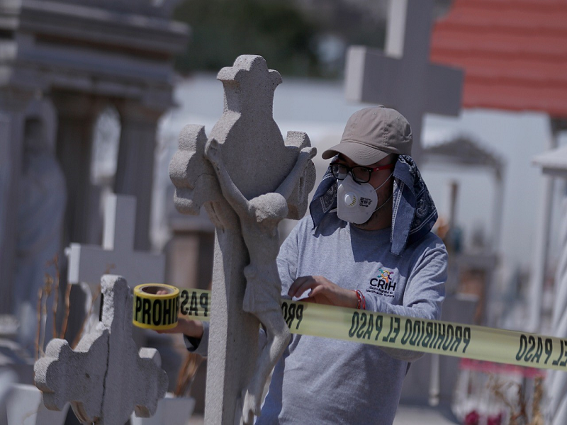 Cumple cinco días exhumación masiva en Coahuila
