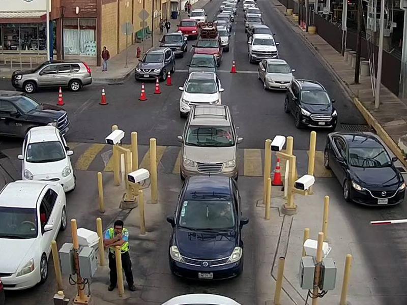 Tras un a&ntilde;o de cifras negativas, subi&oacute; el cruce de autos particulares y peatones en los Puentes Internacionales de Eagle Pass
