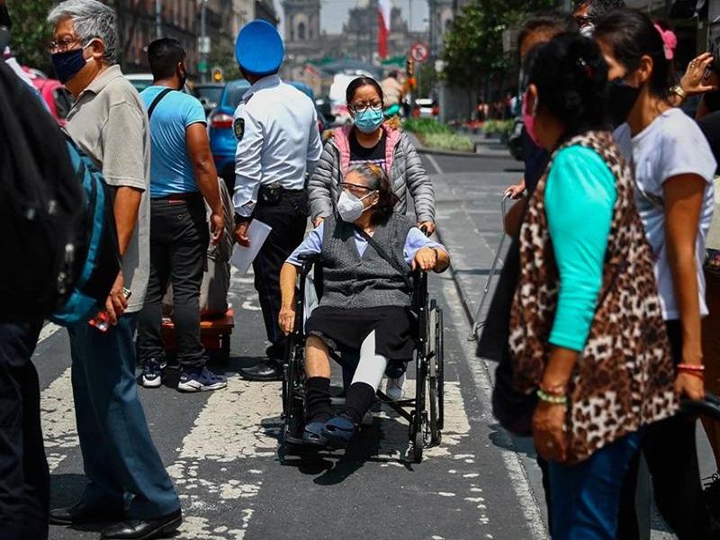 Muertes por COVID-19 aumentan a 228 mil 146 en México